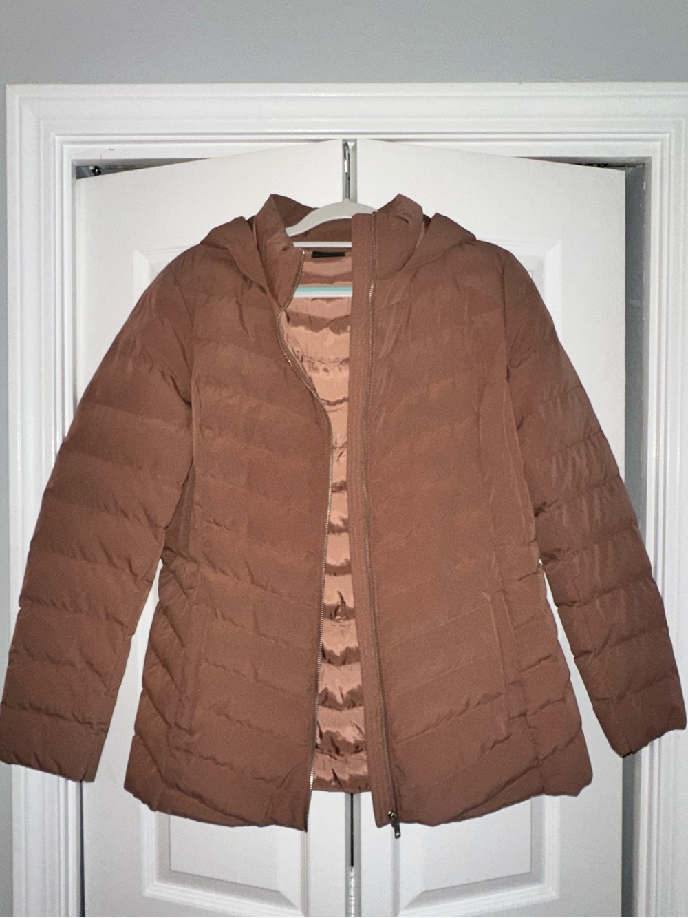 Women's Hooded Puffer Coat in Blush Pink
